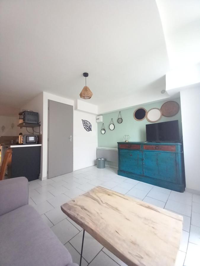 Apartamento Le Cosy Clermont-lʼHérault Exterior foto